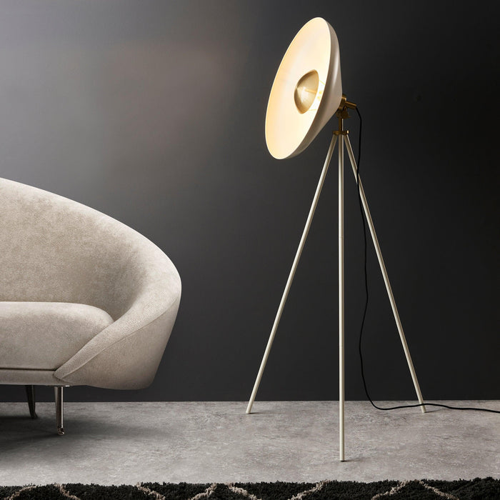 ovni white industrial metalwork tripod floor lamp Living room lighting image