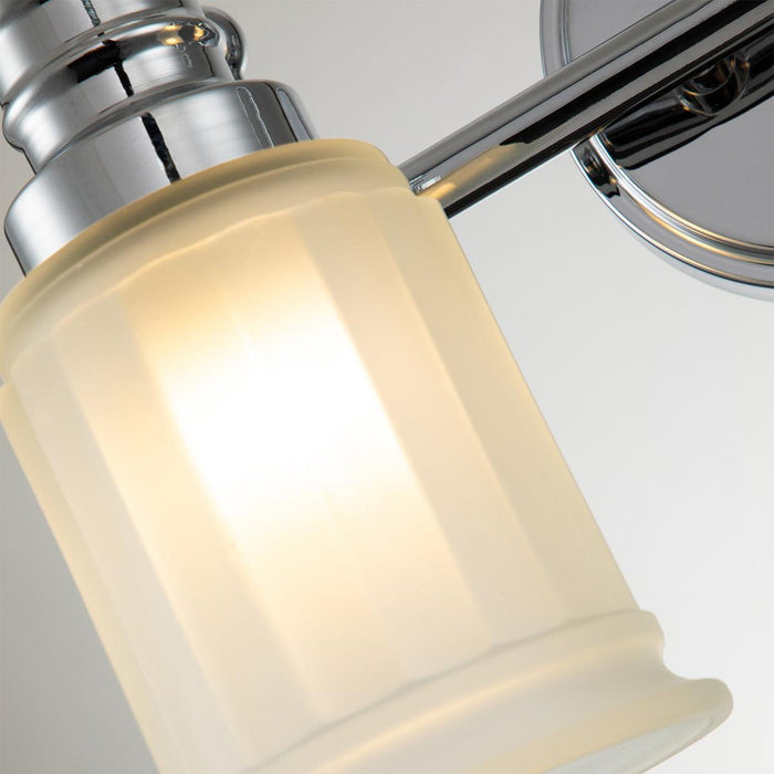 quoizel swell 2 light chrome bathroom wall light Detailed Close Up